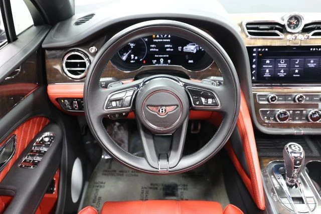 2022 Bentley Bentayga - Image 26 of 31