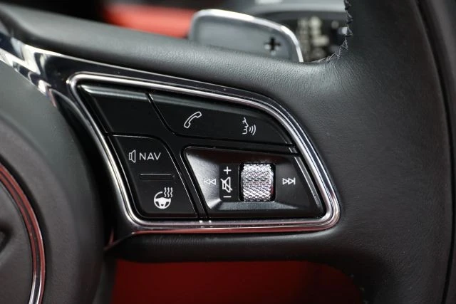 2022 Bentley Bentayga - Image 29 of 31