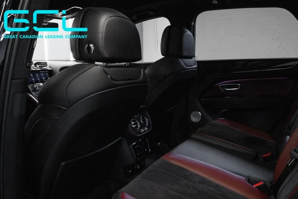 2022 Bentley Bentayga - Image 9 of 10