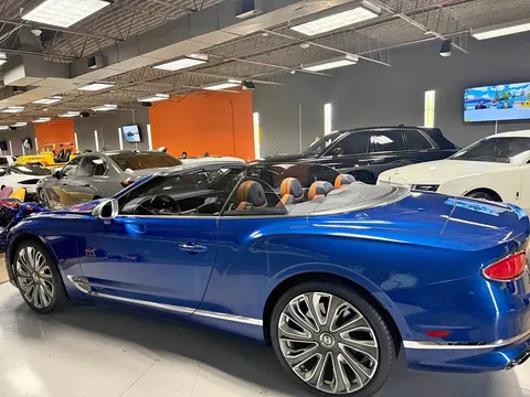 2022 Bentley Continental GT GT Mulliner Convertible 2D