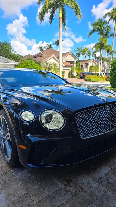 2022 Bentley Continental GT 3rd Gen - Image 15 of 16