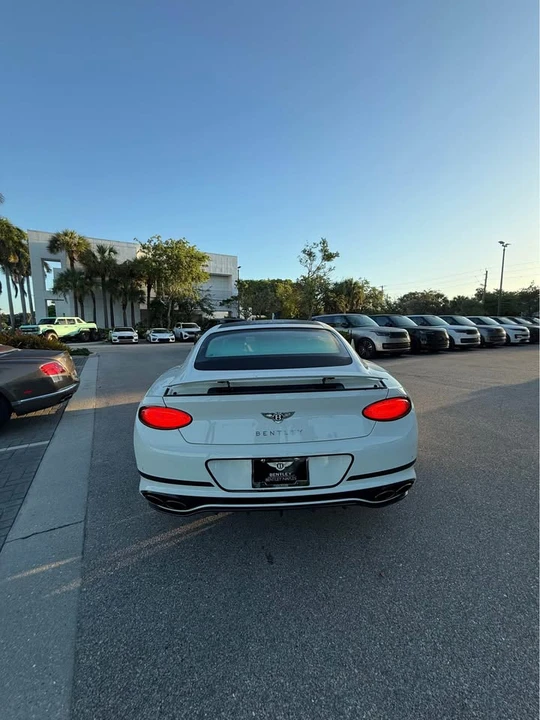 2022 Bentley Continental GT 3rd Gen - Image 15 of 20