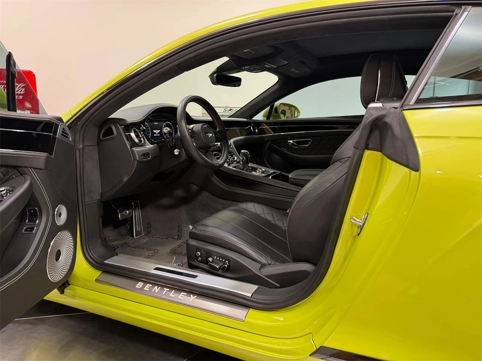 2022 Bentley Continental GT 3rd Gen - Image 31 of 31