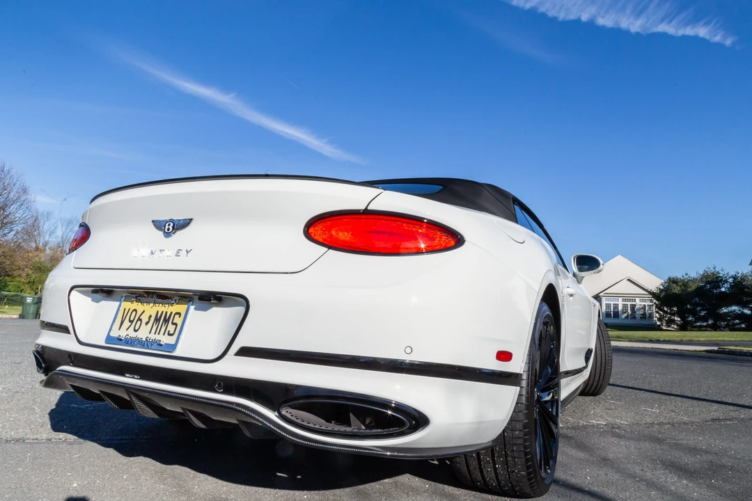 2022 Bentley Continental GT Speed 3rd Gen - Image 13 of 31