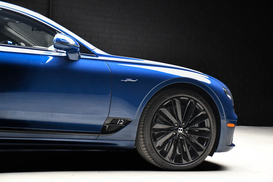 2022 Bentley Continental GT Speed 3rd Gen - Image 24 of 31