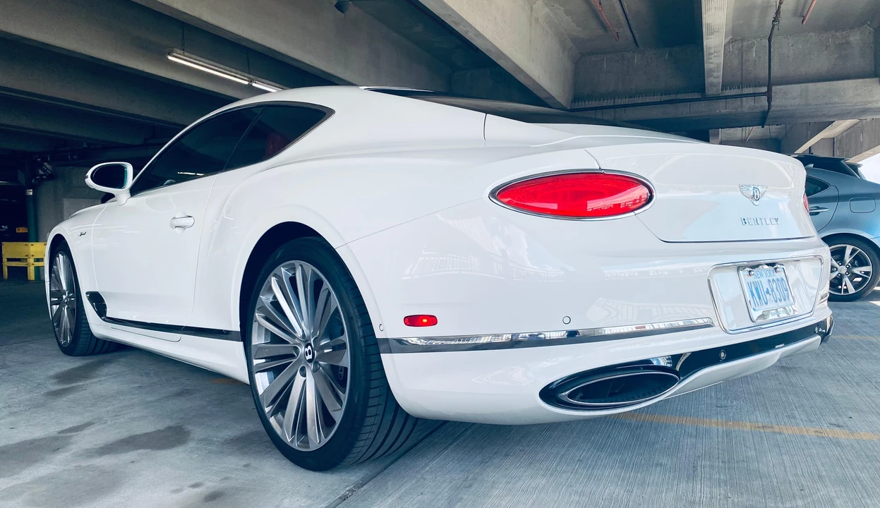 2022 Bentley Continental GT Speed 3rd Gen - Image 14 of 31