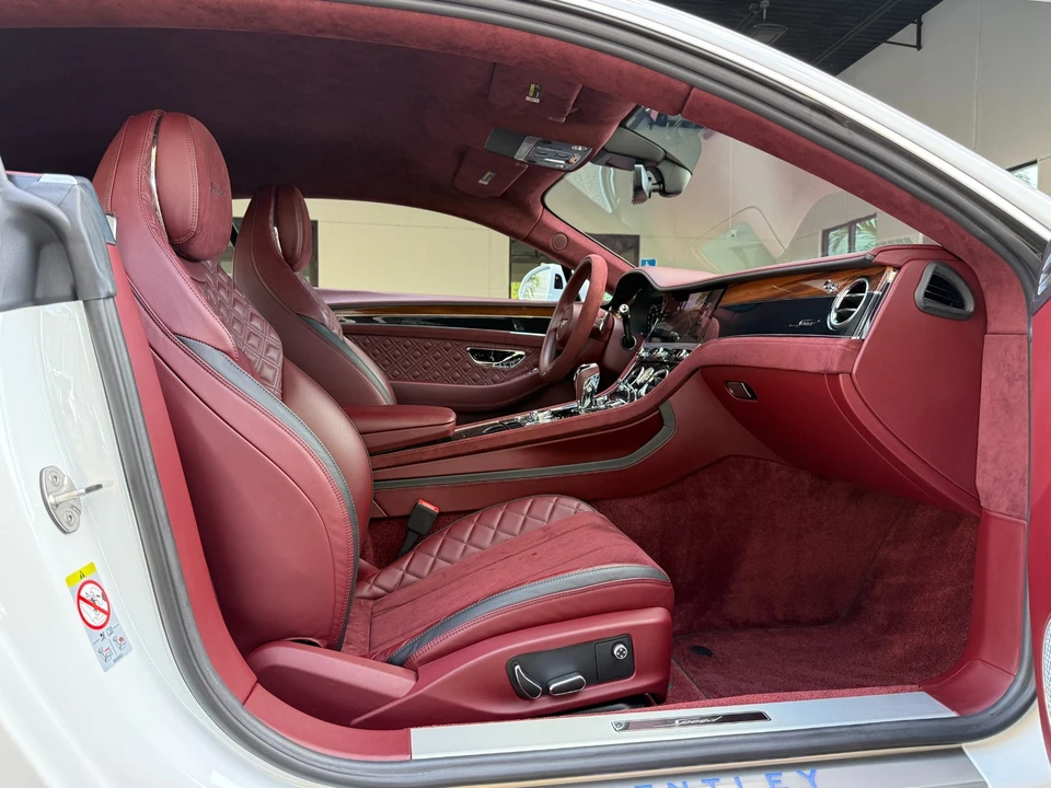 2022 Bentley Continental GT Speed 3rd Gen - Image 26 of 31