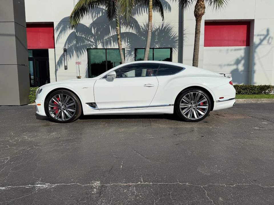 2022 Bentley Continental GT Speed 3rd Gen - Image 11 of 21