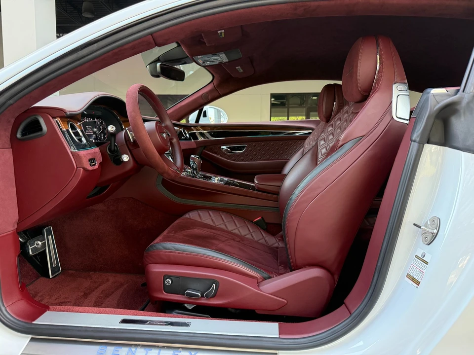 2022 Bentley Continental GT Speed 3rd Gen - Image 21 of 31