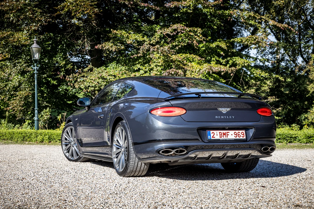2022 Bentley Continental GT Speed 3rd Gen - Image 13 of 31