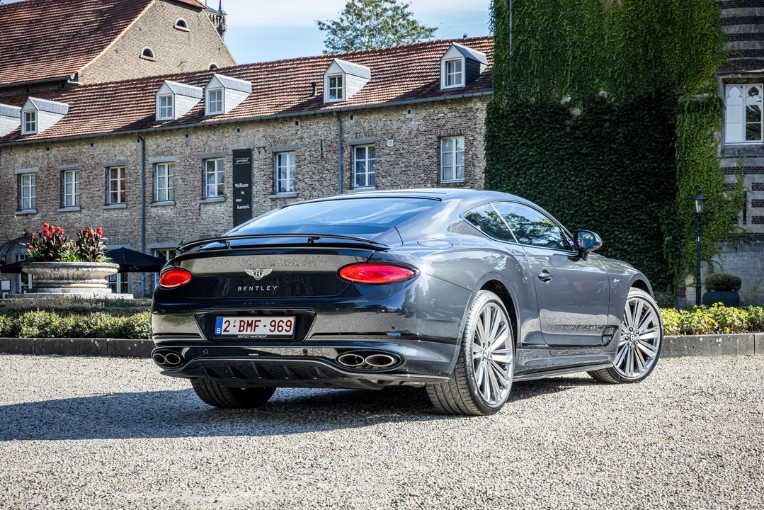 2022 Bentley Continental GT Speed 3rd Gen - Image 8 of 31