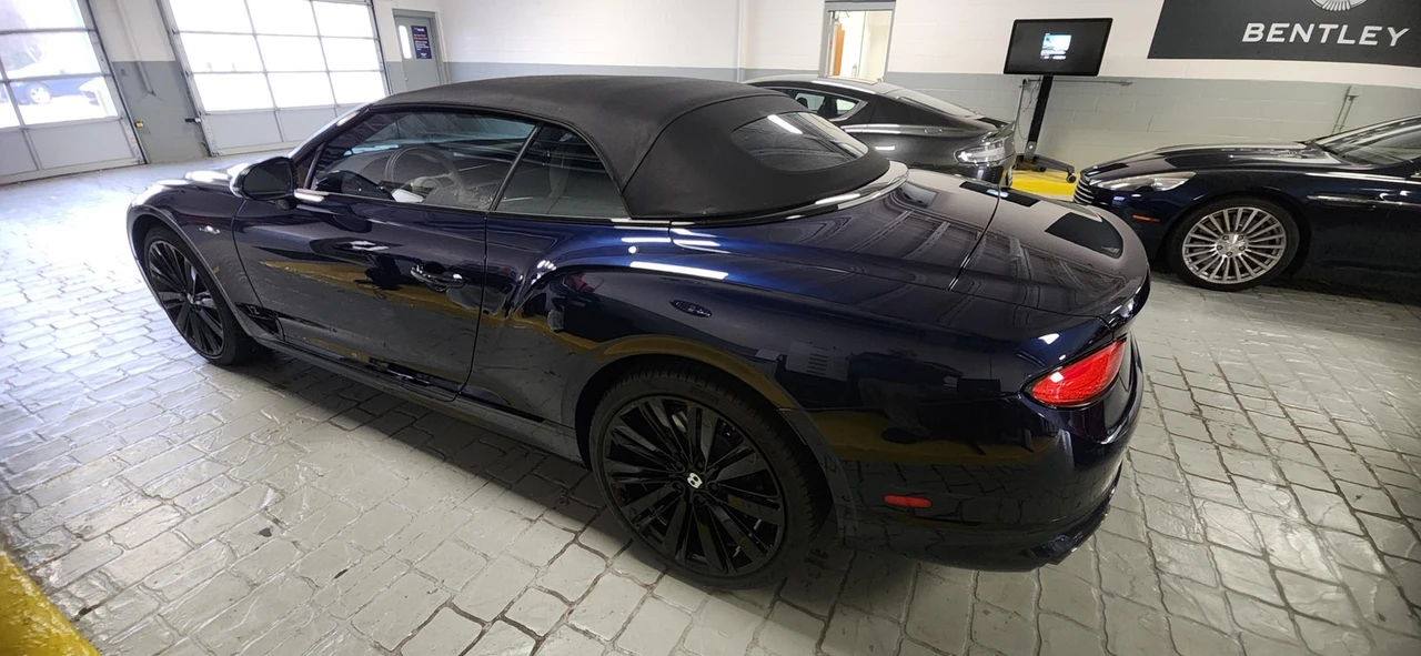 2022 Bentley Continental GT Speed 3rd Gen - Image 17 of 19