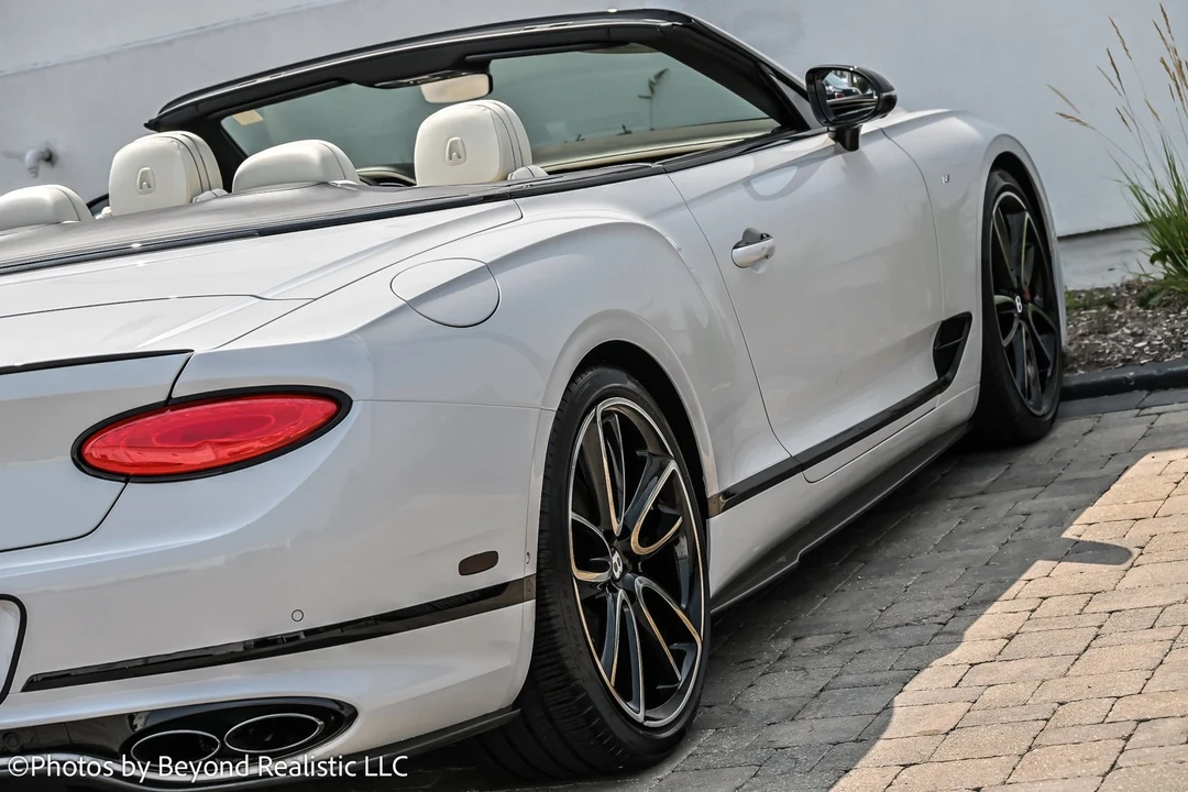 2022 Bentley Continental GTC - Image 9 of 21