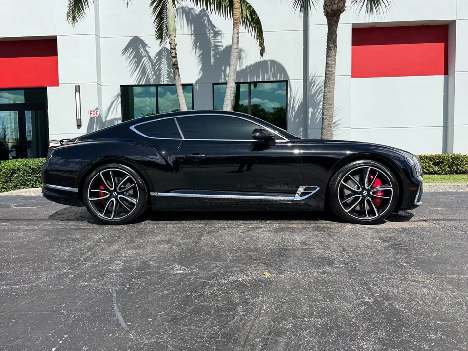 2022 Bentley Continental GT 3rd Gen - Image 2 of 31