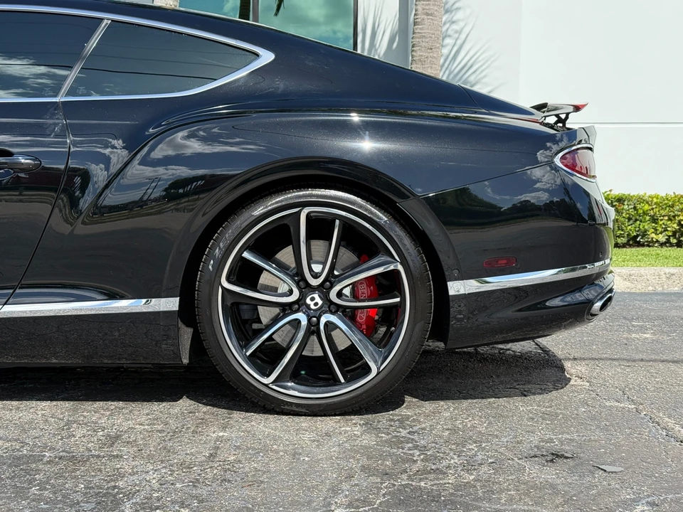 2022 Bentley Continental GT 3rd Gen - Image 17 of 31