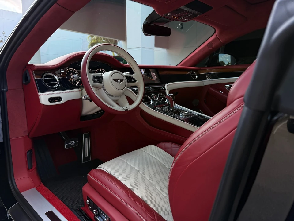 2022 Bentley Continental GT 3rd Gen - Image 27 of 31