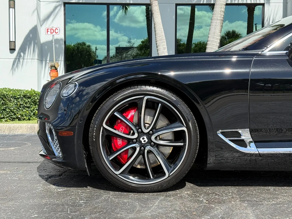2022 Bentley Continental GT 3rd Gen - Image 16 of 31