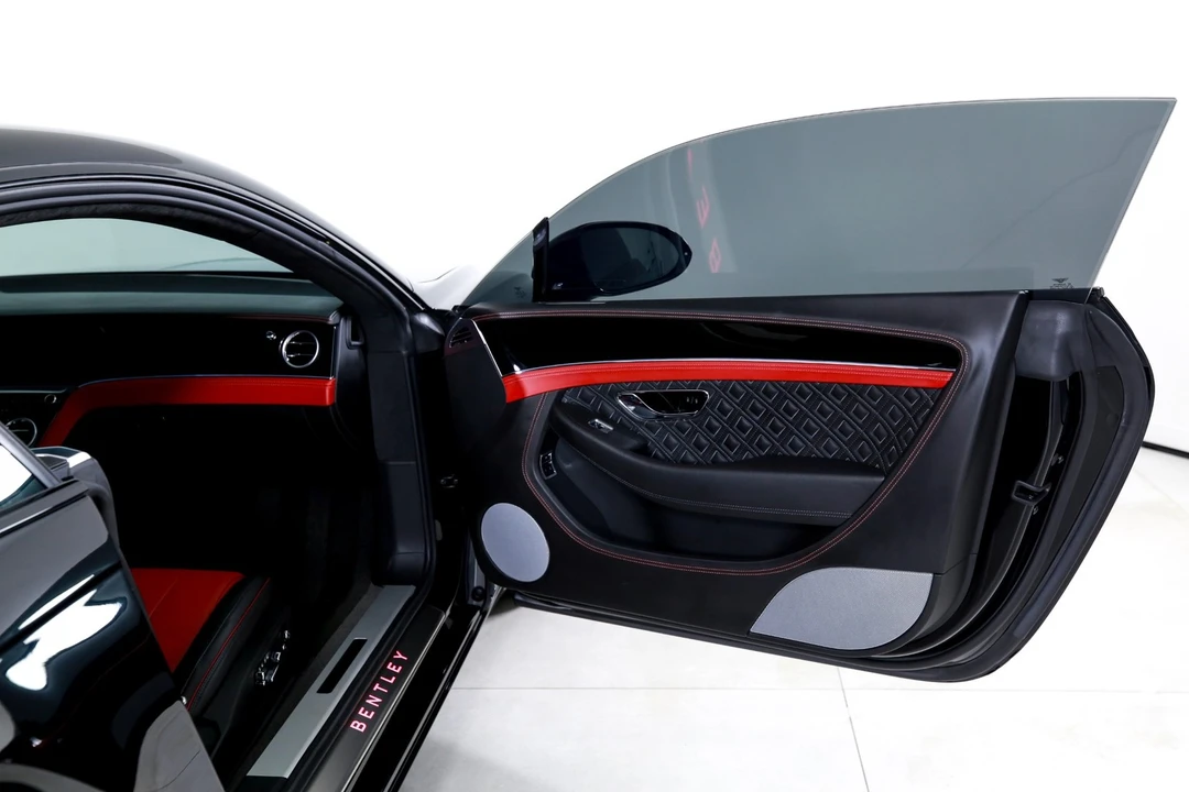 2022 Bentley Continental GT 3rd Gen - Image 19 of 21