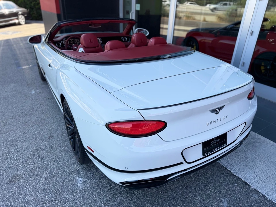 2022 Bentley Continental GT Speed 3rd Gen - Image 26 of 31