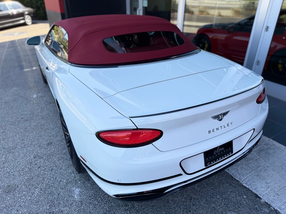 2022 Bentley Continental GT Speed 3rd Gen - Image 21 of 31