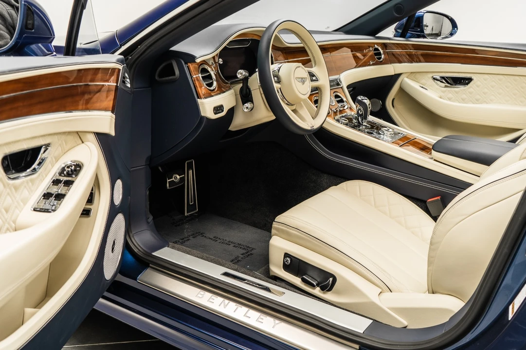 2022 Bentley Continental GTC - Image 17 of 21
