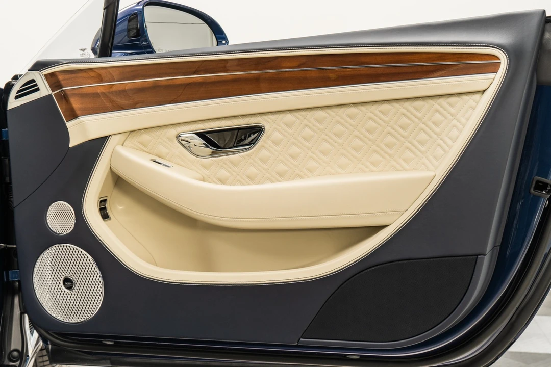 2022 Bentley Continental GTC - Image 19 of 21