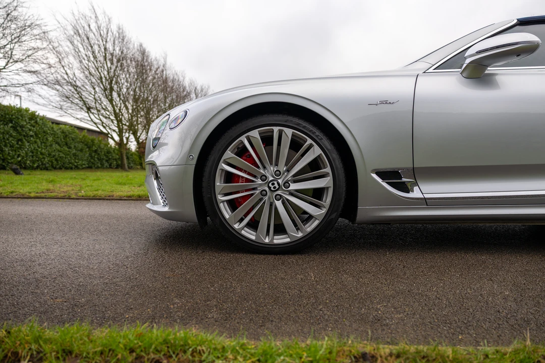 2022 Bentley Continental GTC - Image 30 of 31