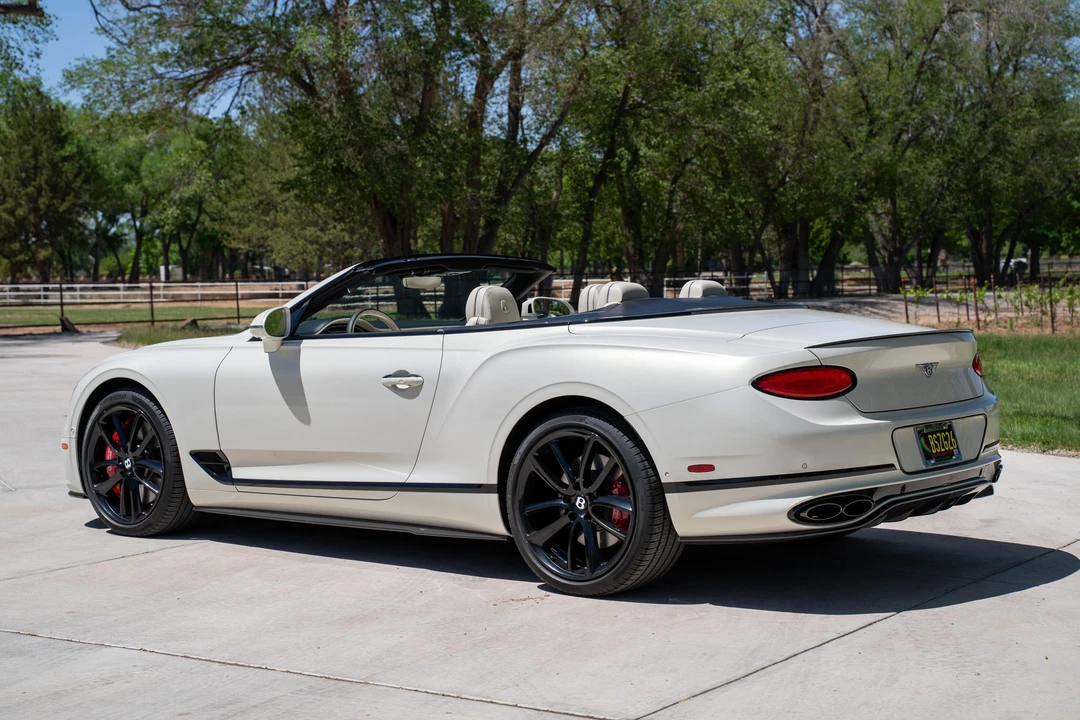 2022 Bentley Continental GTC - Image 10 of 31