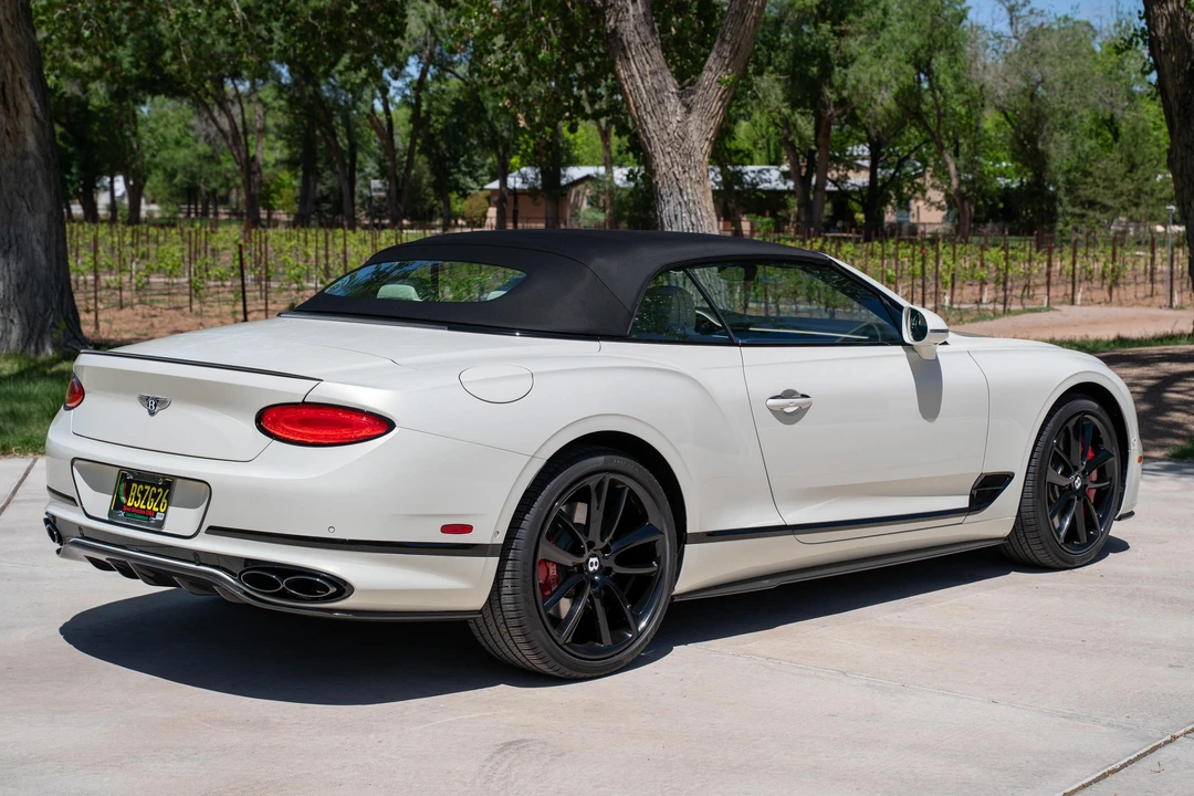 2022 Bentley Continental GTC - Image 26 of 31