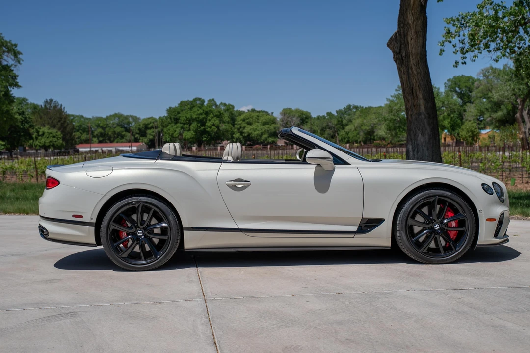 2022 Bentley Continental GTC - Image 14 of 31