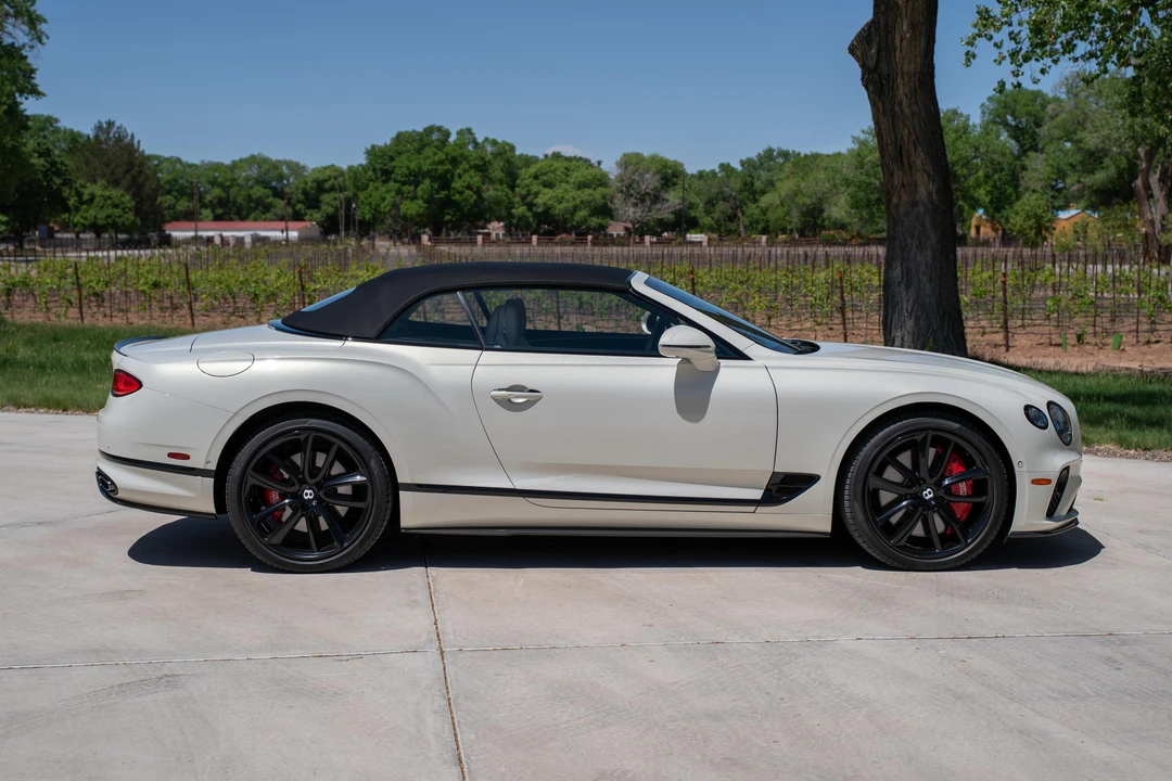 2022 Bentley Continental GTC - Image 27 of 31