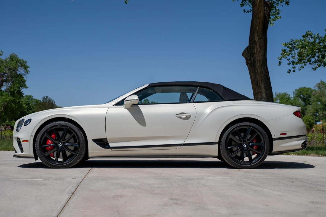2022 Bentley Continental GTC - Image 22 of 31
