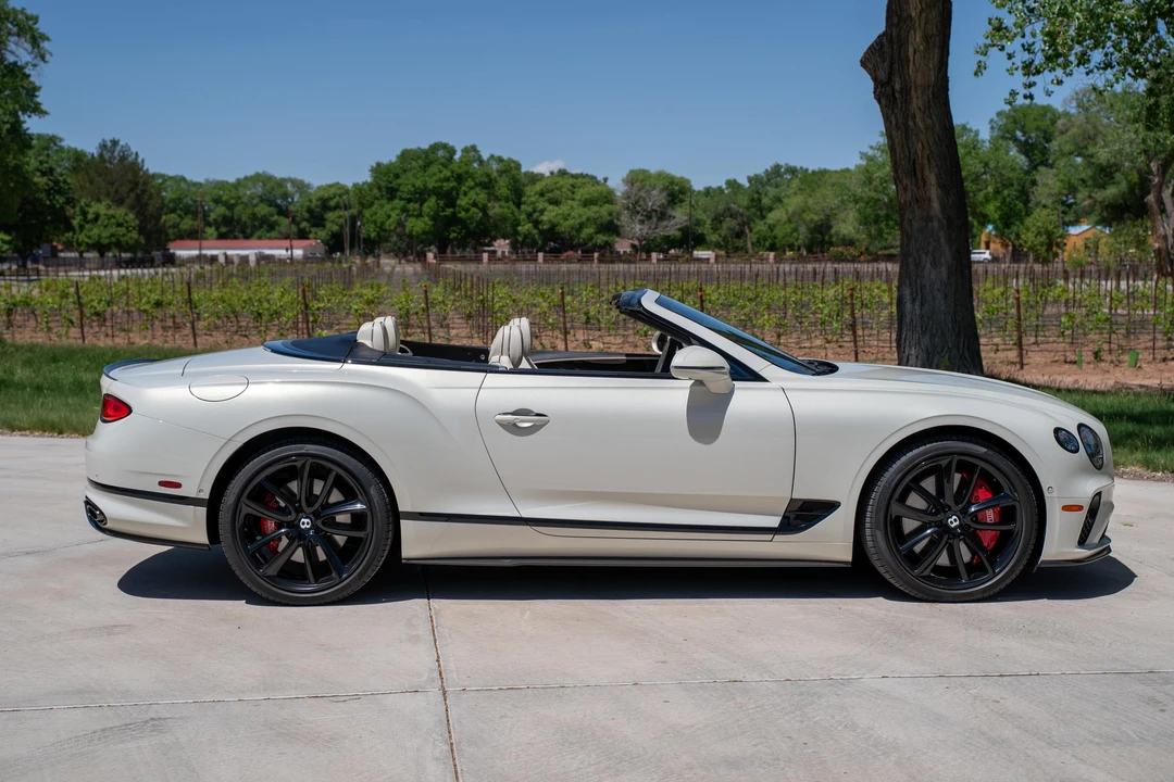 2022 Bentley Continental GTC - Image 15 of 31