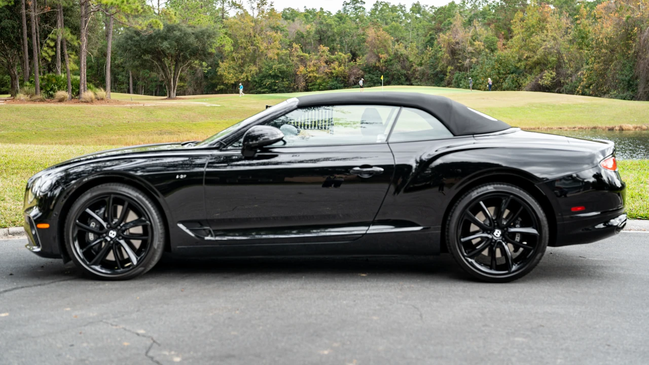 2022 Bentley Continental GT 3rd Gen - Image 16 of 31
