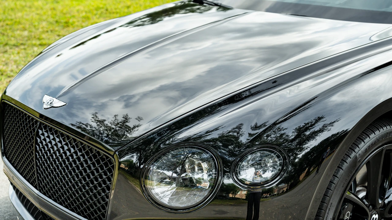 2022 Bentley Continental GT 3rd Gen - Image 29 of 31