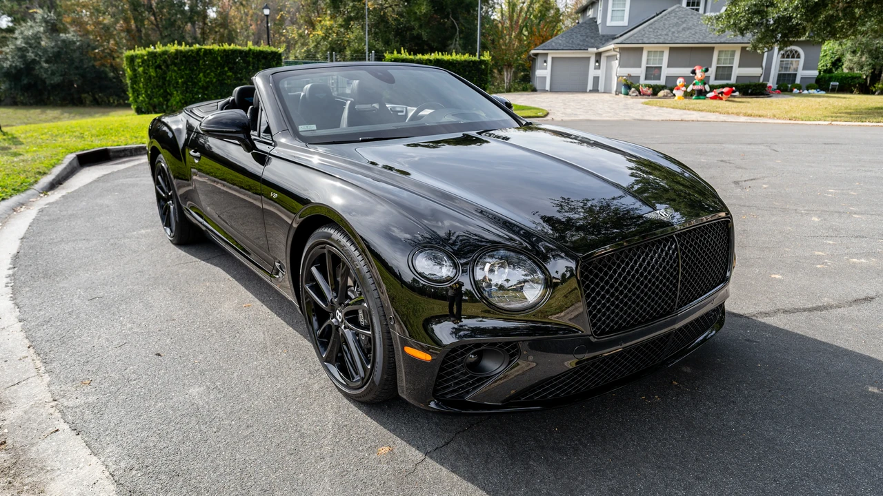 2022 Bentley Continental GT 3rd Gen - Image 2 of 31