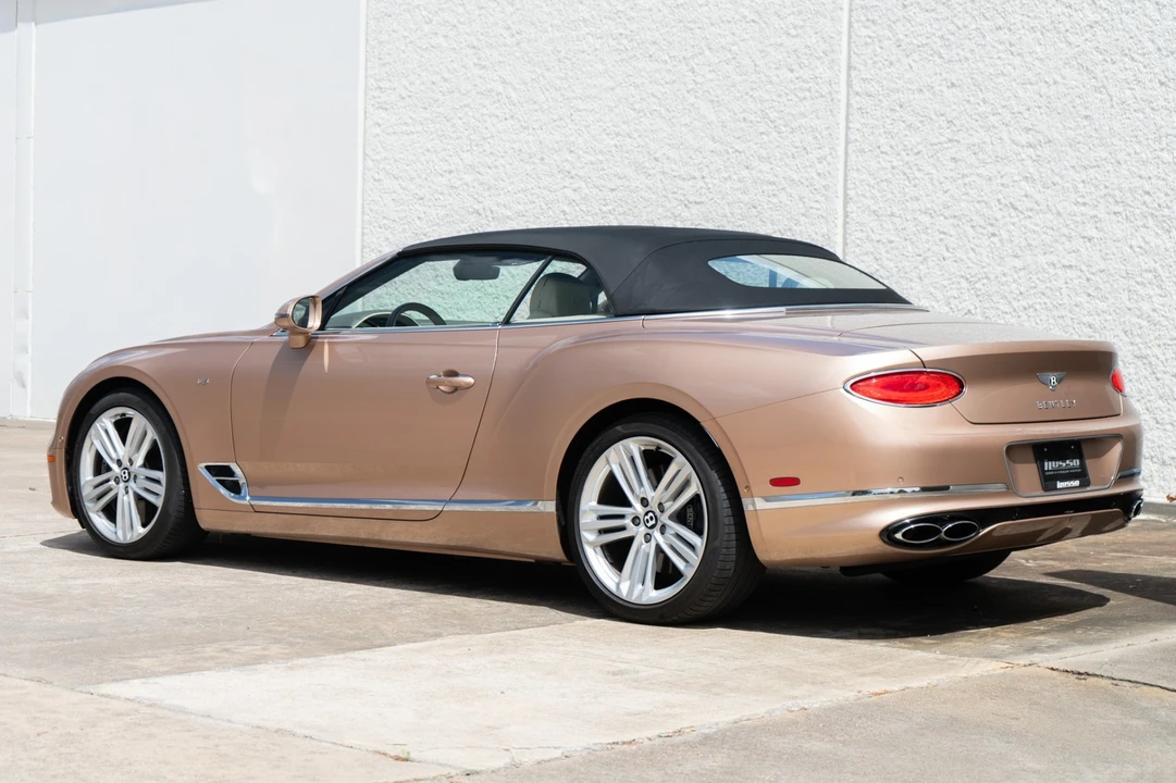 2022 Bentley Continental GT 3rd Gen - Image 9 of 31