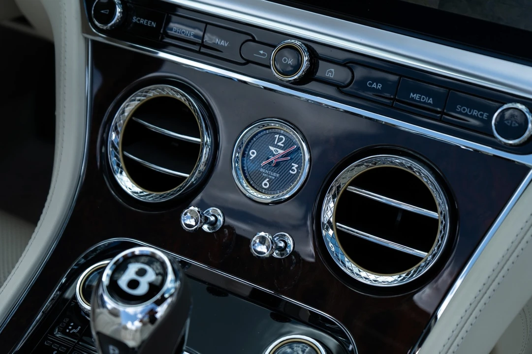 2022 Bentley Continental GT 3rd Gen - Image 28 of 31