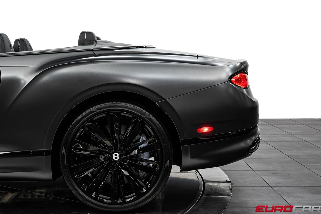 2022 Bentley Continental GT Speed 3rd Gen - Image 17 of 31