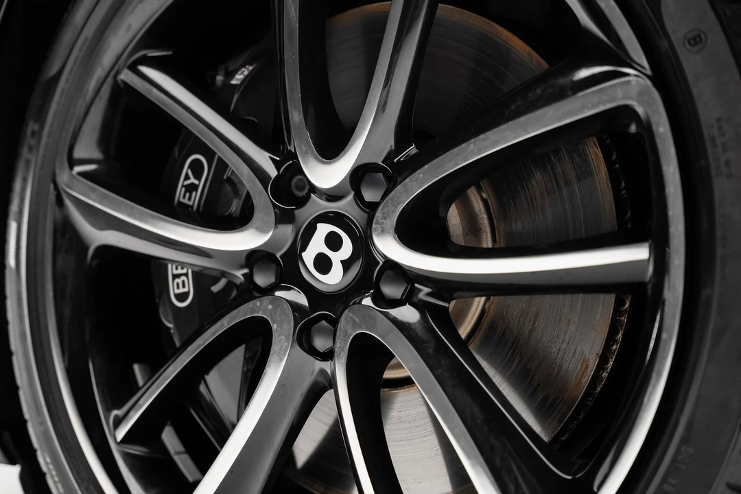 2022 Bentley Continental GT 3rd Gen - Image 24 of 31