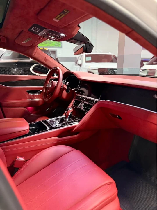 2022 Bentley Continental Flying Spur - Image 9 of 9