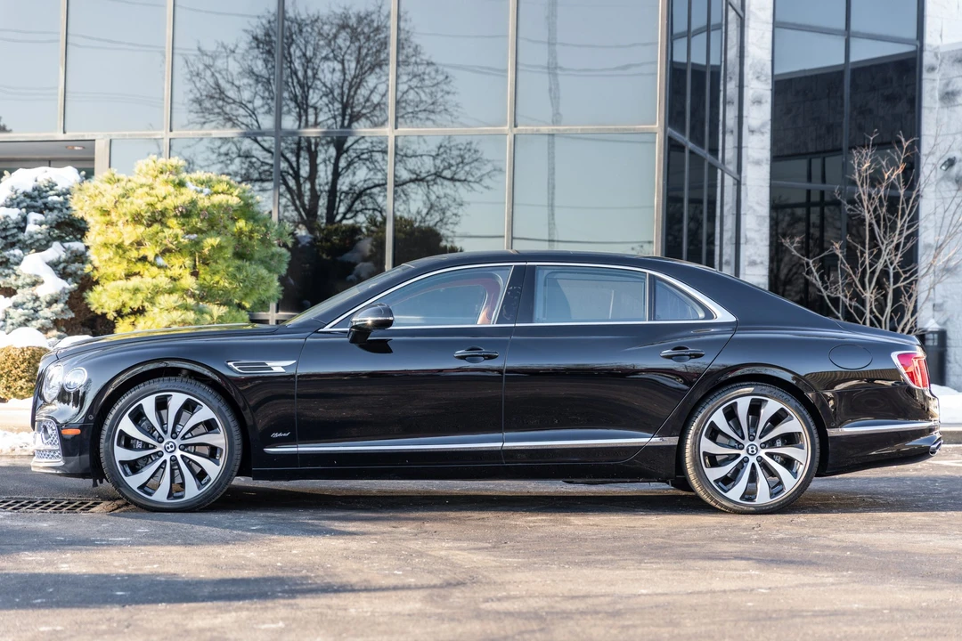 2022 Bentley Continental - Image 8 of 31