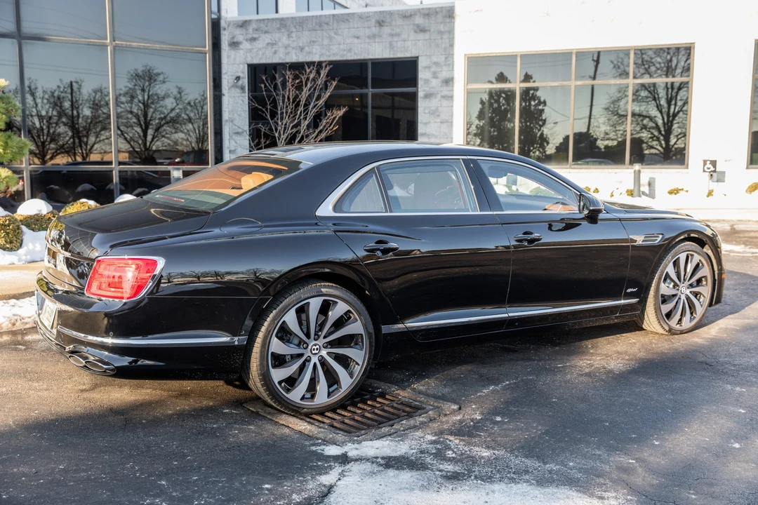 2022 Bentley Continental - Image 5 of 31