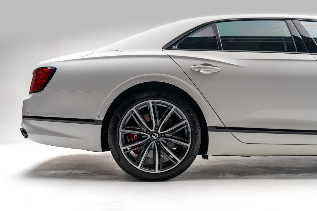 2022 Bentley Continental Flying Spur - Image 18 of 31