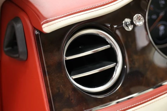 2022 Bentley Continental - Image 27 of 31