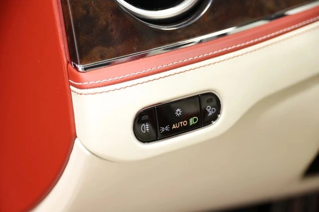 2022 Bentley Continental - Image 28 of 31
