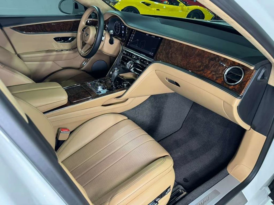2022 Bentley Continental - Image 18 of 21