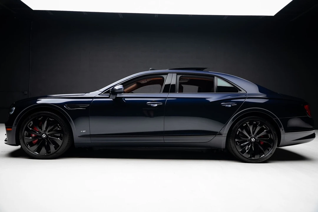 2022 Bentley Continental - Image 18 of 31