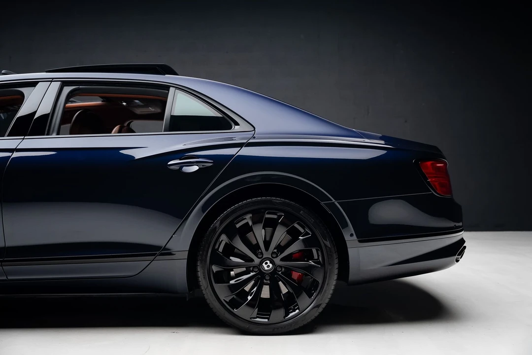 2022 Bentley Continental - Image 21 of 31