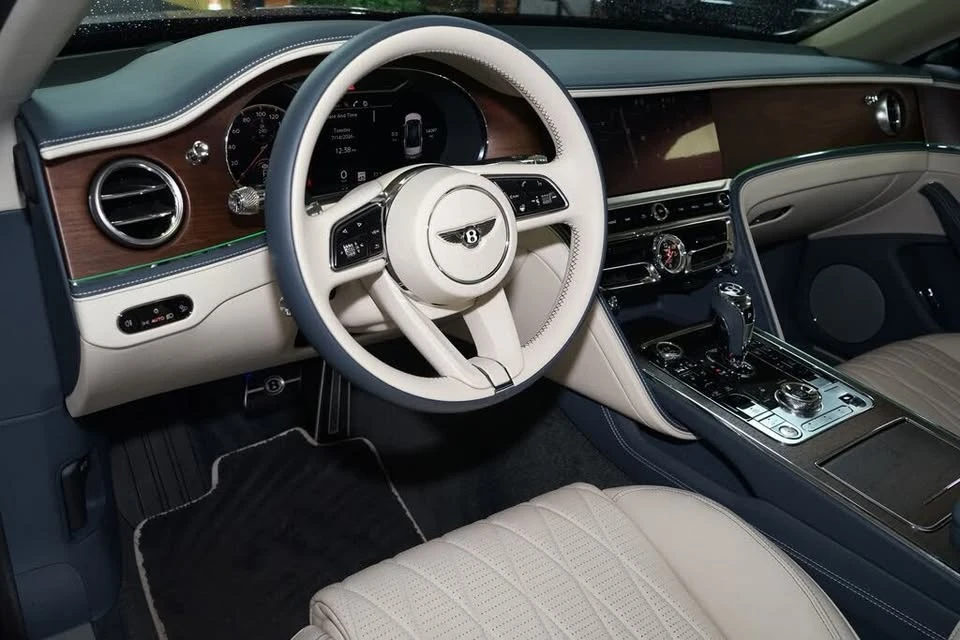 2022 Bentley Continental Flying Spur - Image 8 of 20